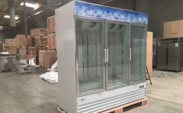 3 glass door Merchandiser Cooler Refrigerator NSF SG1.9L3