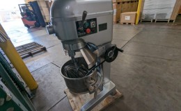 Clearance NSF Commercial Floor Mixer 3 phase 40 qt 04067