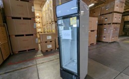 Clearance NSF Drink Beverage glass door refrigerator 05254