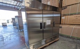 Clearance NSF Stainless Steel Reach-In  3 door freezer 05275