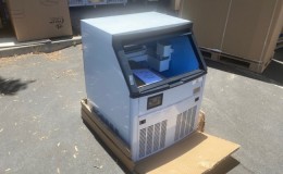 NSF 290 lbs coolerdepot ice maker SK-289S