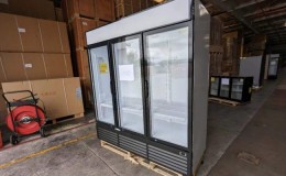 Clearance Beverage refrigerator 3 Glass Door  72 in 05251